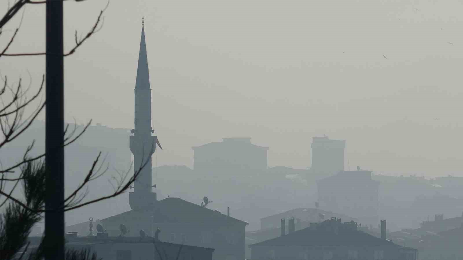 istanbulda sis etkisini gostermeye devam ediyor 1 cTQO8z97