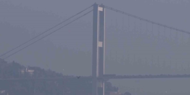 istanbulda-sis-etkisini-gostermeye-devam-ediyor-qvGKi51s.jpg