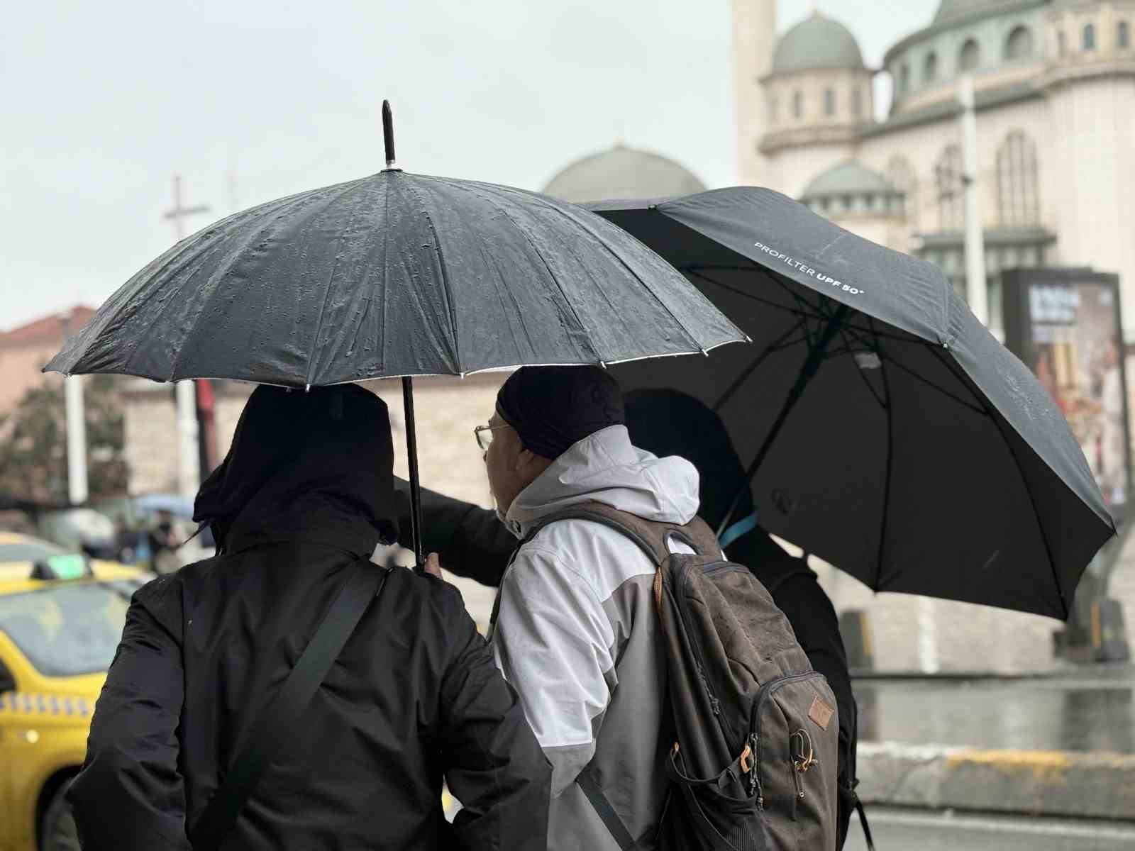 istanbulda soguk hava ve yagmur etkili oluyor 2 2akv3NtT