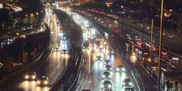istanbulda-trafik-yogunlugu-yuzde-90a-ulasti-6Zi38qC2.jpg