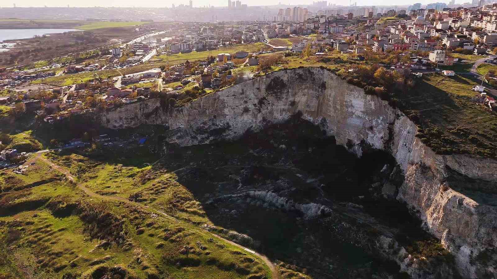 İstanbul’da uçurumun kenarında hayatlar 5 istanbulda ucurumun kenarinda hayatlar 1 pH1uyXHY