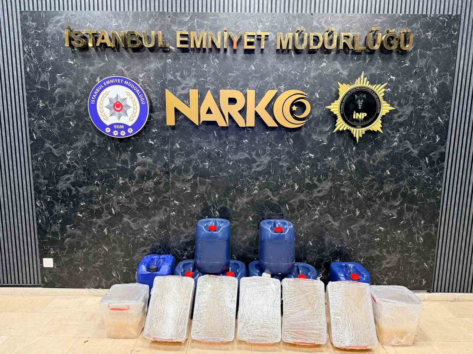 istanbulda uyusturucu operasyonu 284 kilo 850 gram uyusturucu madde ele gecirildi 0 7Tyu88d2