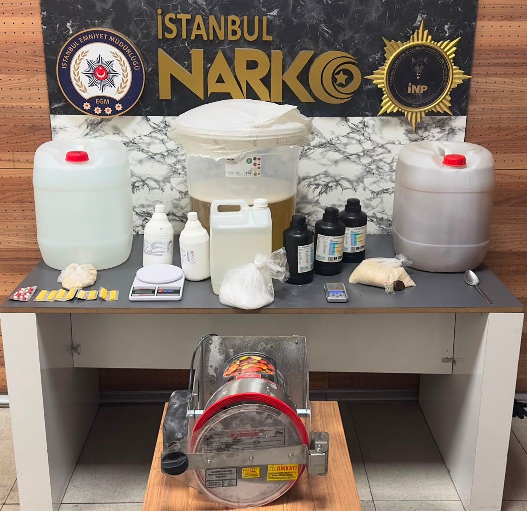 istanbulda uyusturucu operasyonu 7 gozalti 0 sSHwXu82