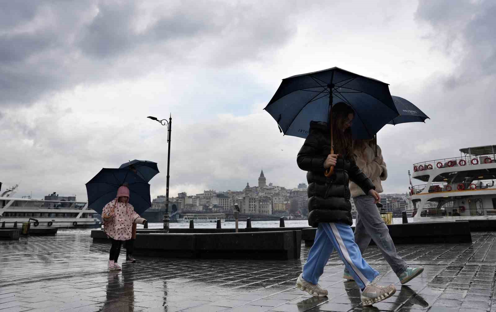İstanbul’da yağmur sonrası manzara havadan görüntülendi 4 istanbulda yagmur sonrasi manzara havadan goruntulendi 0 GChKqyUT