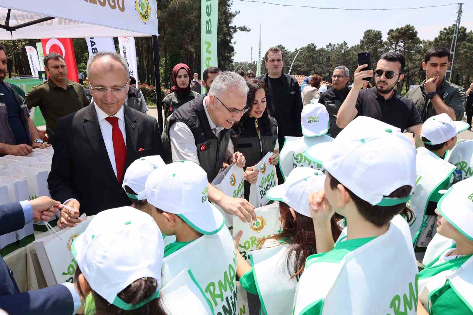 istanbulda yanginlara sebebiyet veren 3 bin 850 kilo atik toplandi 5 SGecFje8