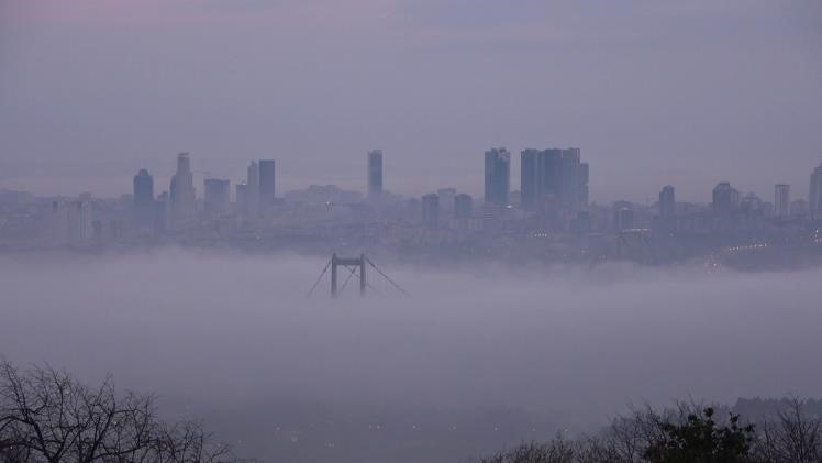 istanbulda yogun sis bogaz hatti trafige kapatildi 8 WR1HYPhi