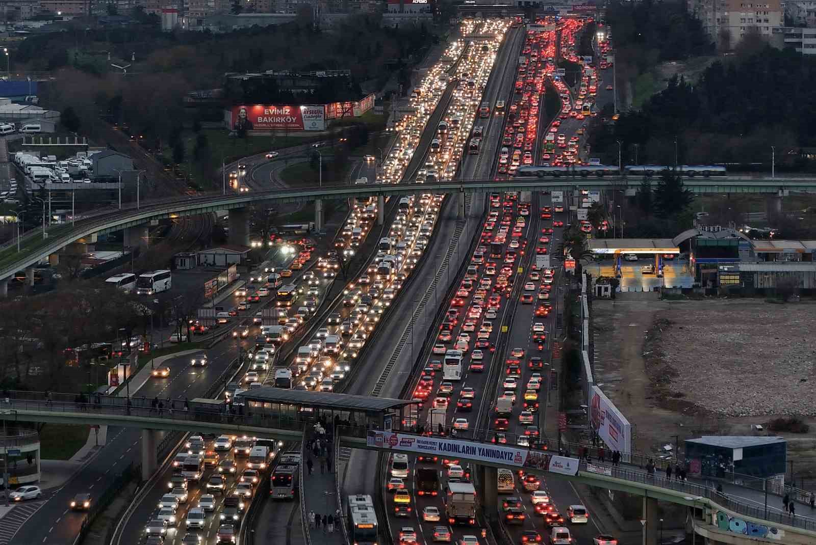 istanbulda yuzde 90a varan trafik havadan goruntulendi 1 QSVgE5f7
