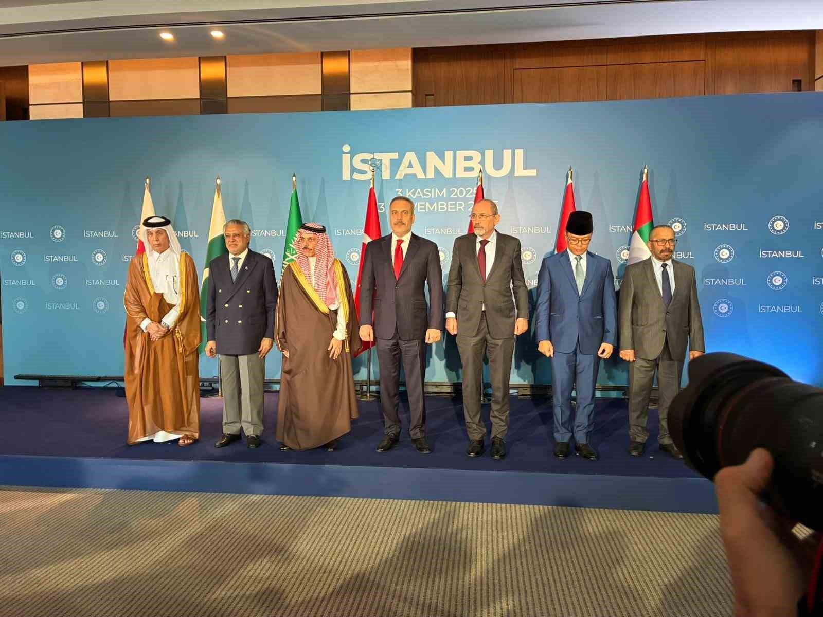 istanbuldaki kritik gazze toplantisi basladi 1 nt9FMdWz