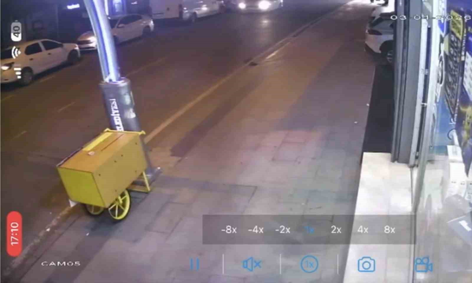 İstanbul’daki saldırıda kullanılan kiralık aracın izi kamerada 5 istanbuldaki saldirida kullanilan kiralik aracin izi kamerada 1 HQRXGFU4
