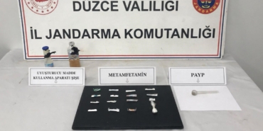 istanbuldan-aldigi-uyusturucu-maddeleri-duzcede-satacagi-ogrenilen-sahis-yakalandi-6h973nhV.jpg