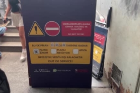 istanbullunun-ulasim-cilesi-mecidiyekoy-metrobus-istasyonunda-yuruyen-merdiven-arizasi-yogunluga-neden-oldu-Z3Q3eWNn.jpg