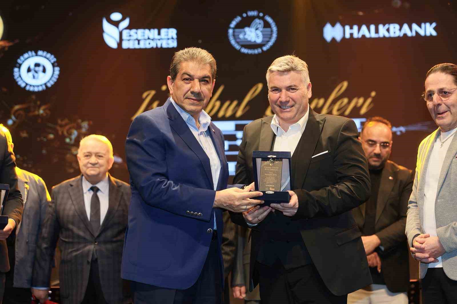 istanbulu anlatan besteler odullendirildi 2 85MJlqEN