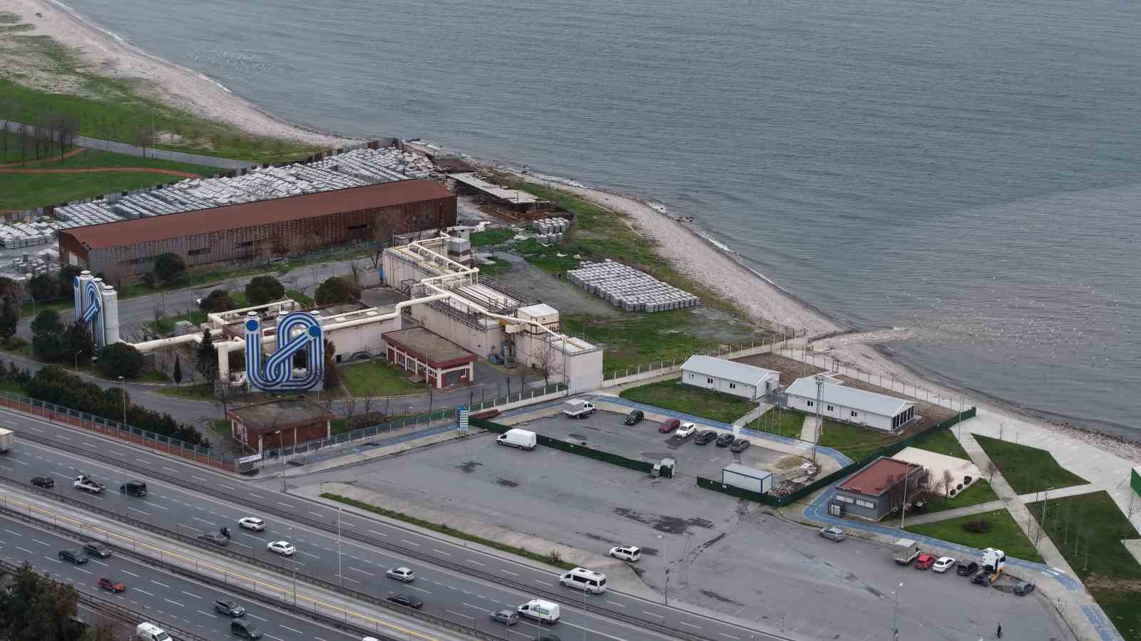istanbulun atik sulari marmara denizinin rengini degistiriyor 2 FO2mMQF6