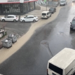 istanbulun-bircok-noktasinda-saganak-etkili-oldu-yollarda-su-birikintileri-olustu-Kj5gKwJl.jpg