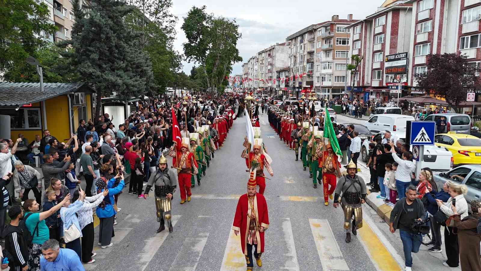 İstanbul’un Fethi’nin 573’üncü yılında Edirne’de Osmanlı ruhu yaşatıldı 5 istanbulun fethinin 573uncu yilinda edirnede osmanli ruhu yasatildi 1 k3O1hOgc