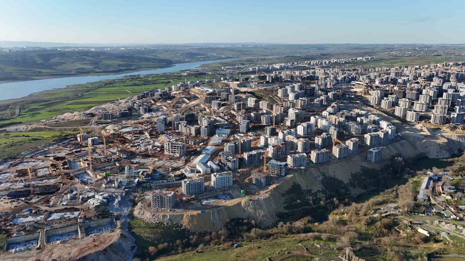 istanbulun kuzeyinde yeni bir sehir yukseliyor 1 gUHLeaja