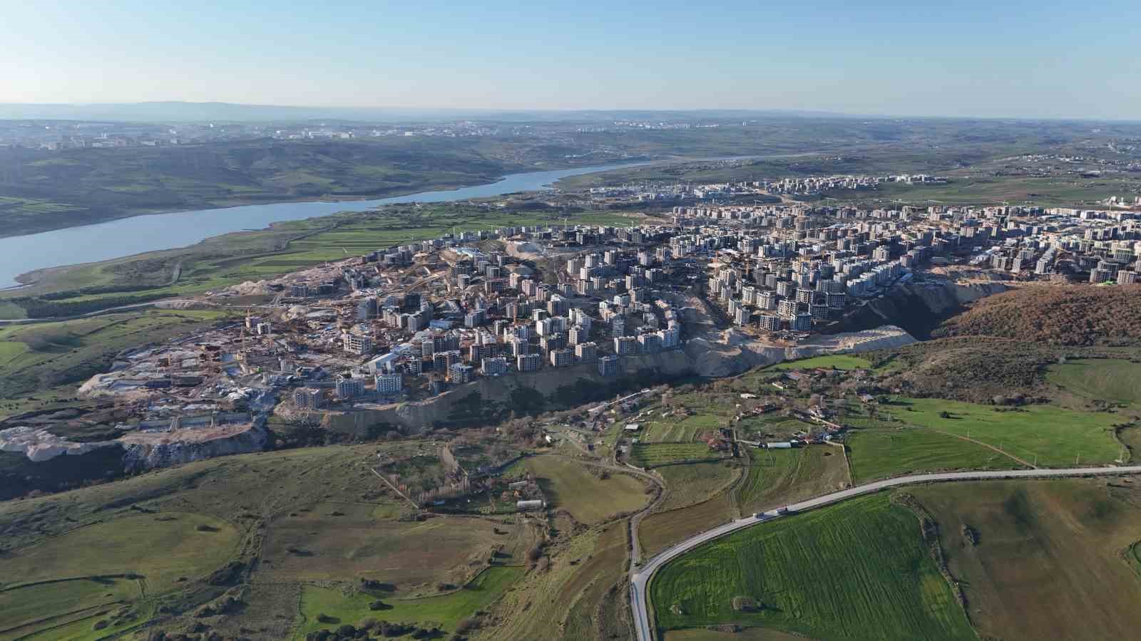 istanbulun kuzeyinde yeni bir sehir yukseliyor 2 8SQKEwhO