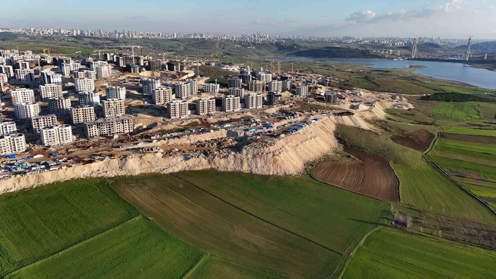istanbulun kuzeyinde yeni bir sehir yukseliyor 8 CqtLa4CE