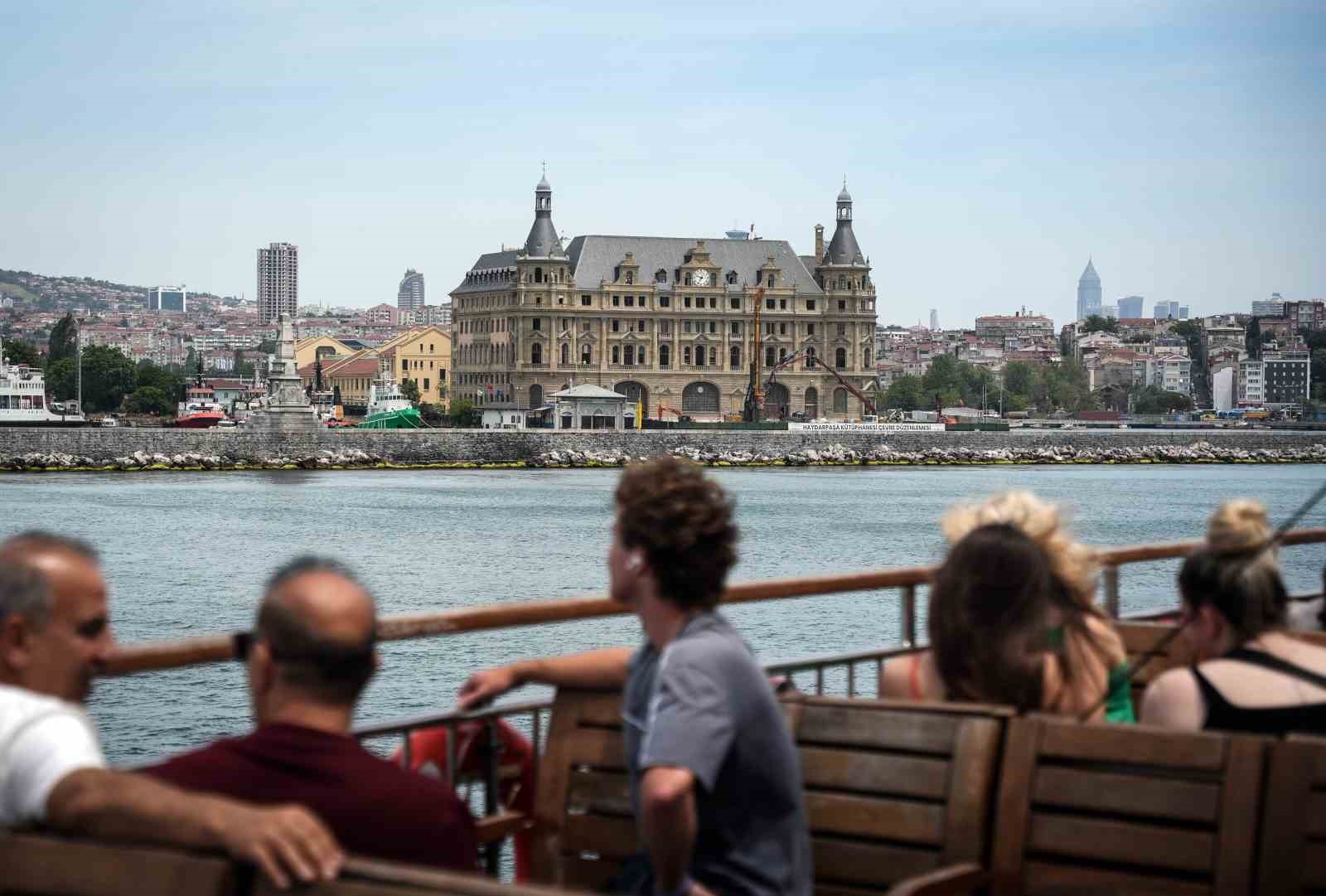 İstanbul’un simgelerinden Haydarpaşa Garı yeni yüzüne kavuştu 5 istanbulun simgelerinden haydarpasa gari yeni yuzune kavustu 1 1V9K8DQM
