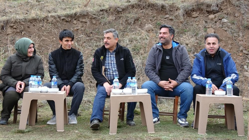 iste farkli yonleri ve adrenalin tutkusuyla icisleri bakani mustafa ciftci portresi 4 Mcf37JPO