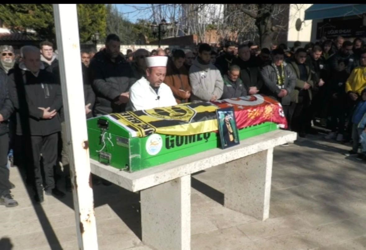 istedigi verilmeyince restorana tufekle saldirdi 1 olu 3 yarali 3 p1UFfM4L