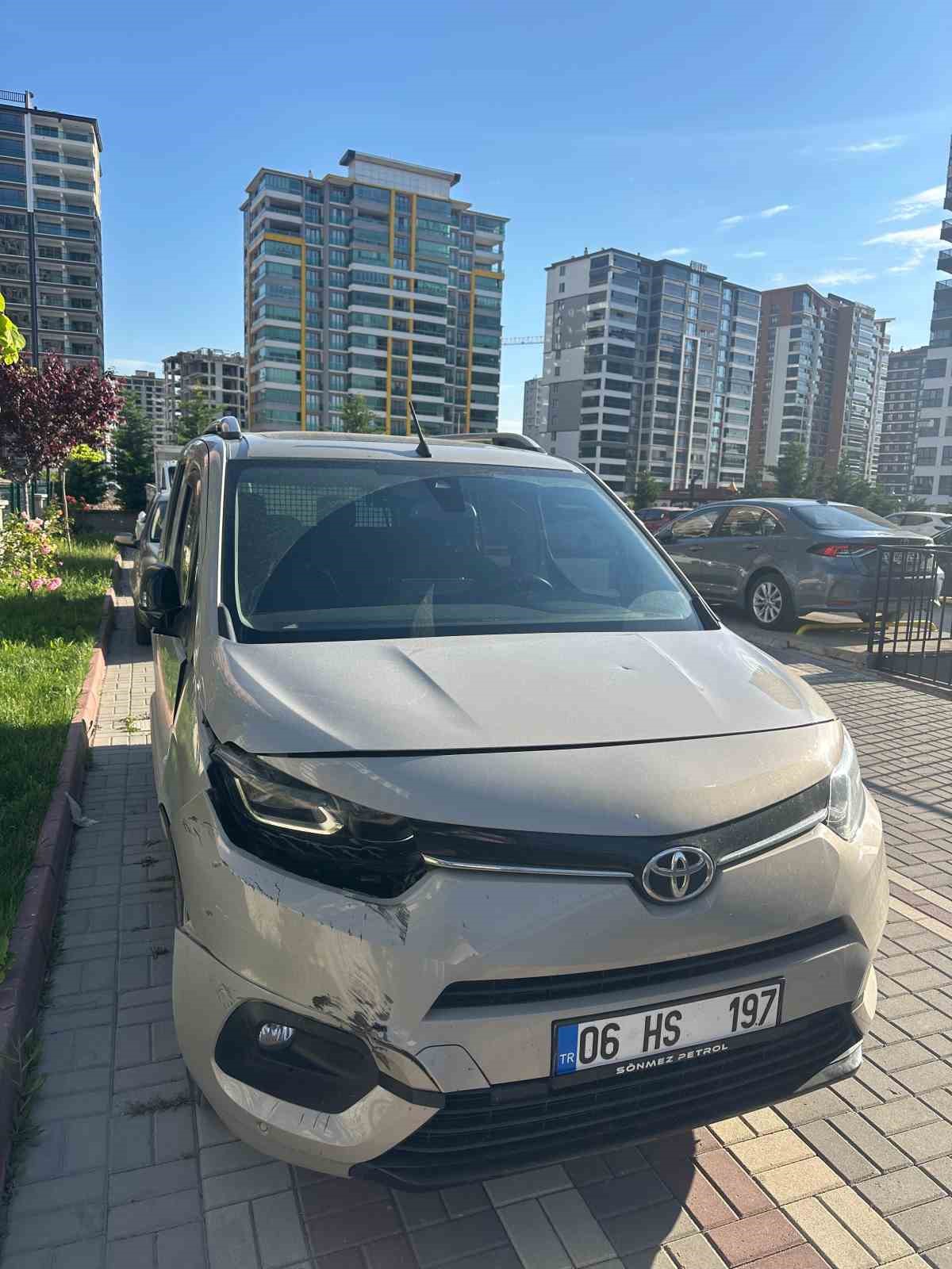 istegi reddedilince dukkan basan saldirgan komsularinin bogazina bicak dayayip aracina hasar verdi 2 HIwNmmit