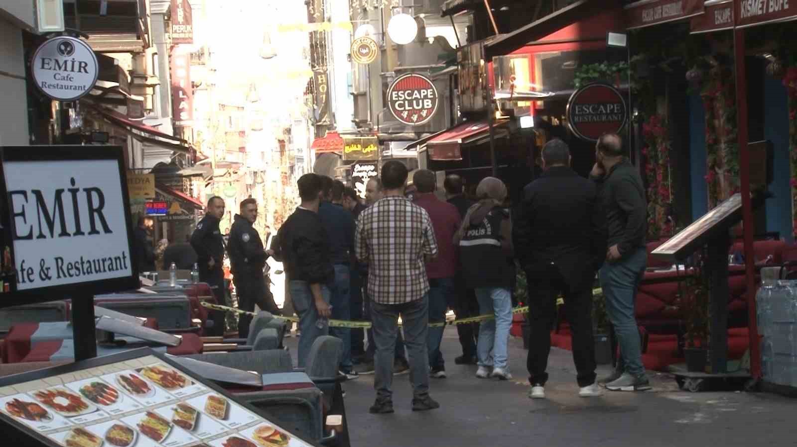 istiklal caddesinde silahli kavga 2 yarali 1 3TSRsYkG
