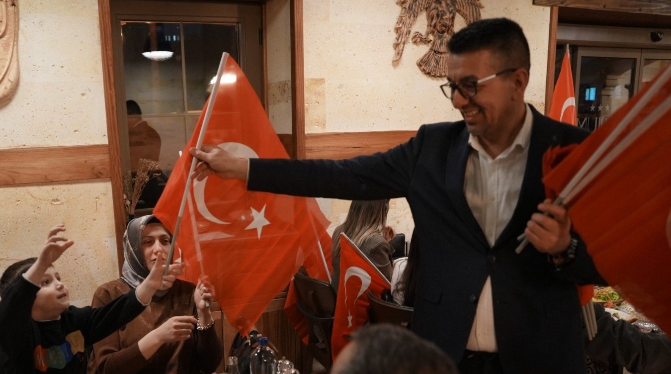 istiklal marsinin yil donumunde duygulandiran surpriz 3 f8DPKP6L