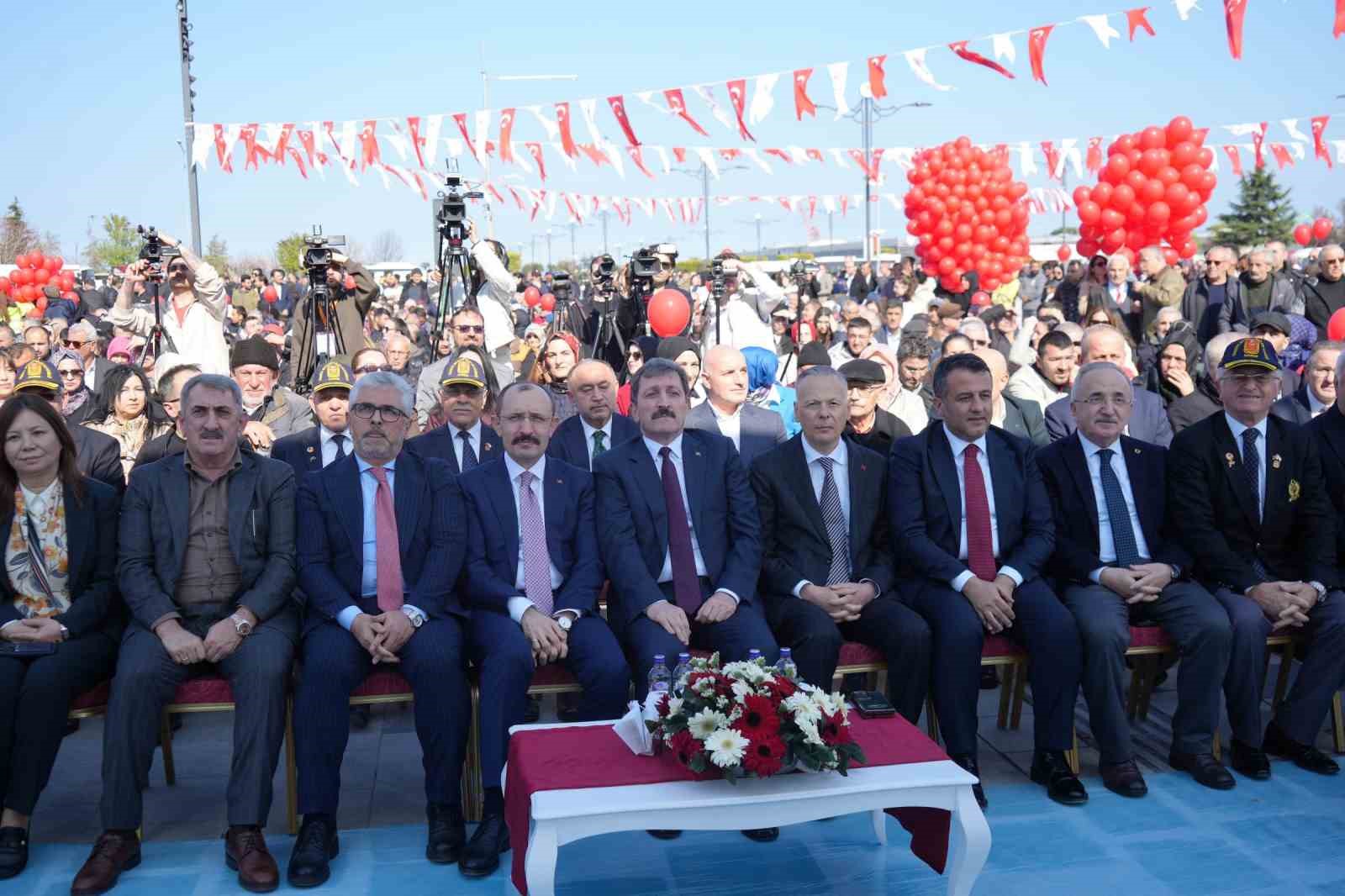 istiklal meydanina gorkemli acilis 7 sTRq2MNw