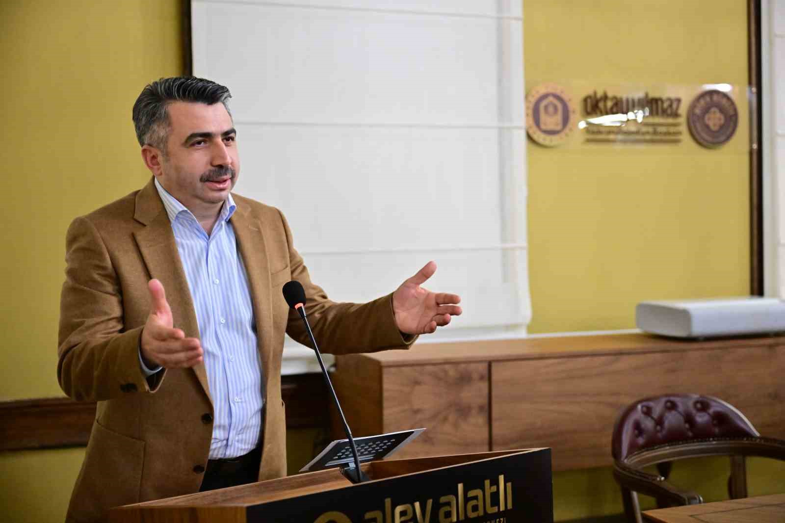 istiklal sairi yildirimda anildi 1