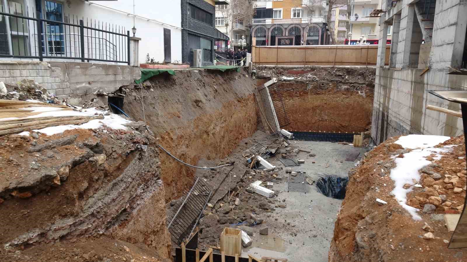 istinat duvari coken bina havadan goruntulendi 3 EMIpajPi