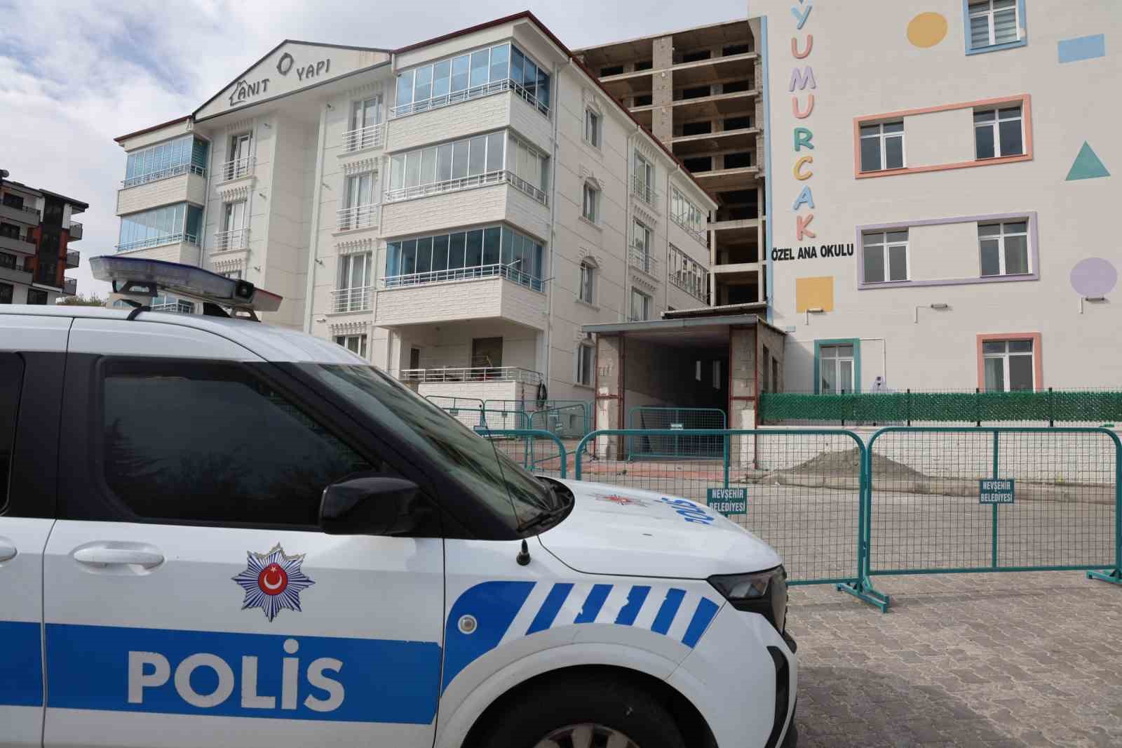 istinat duvari coken insaatta calismalar durduruldu 3 swqBSdcb