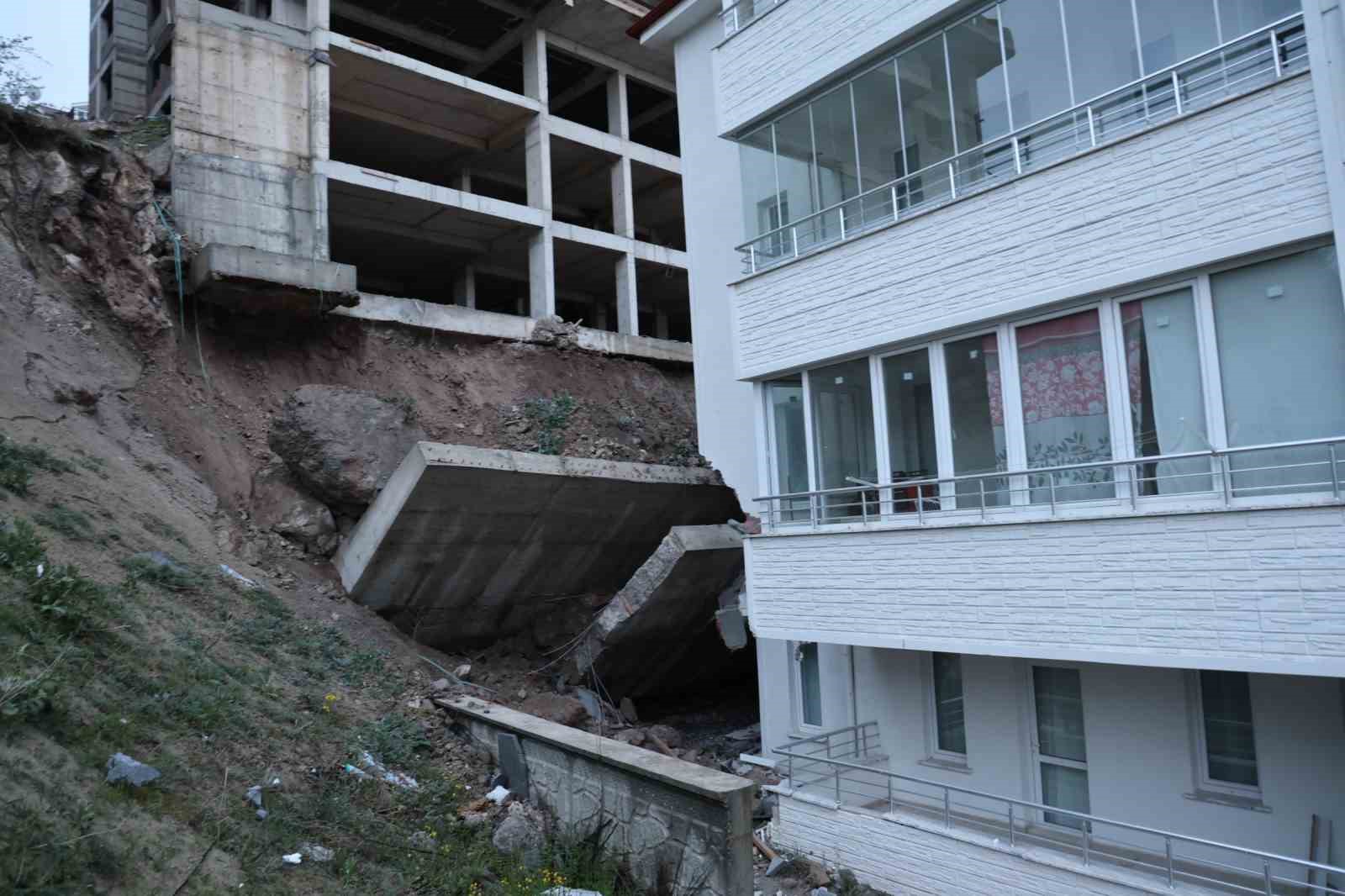istinat duvari coken insaatta calismalar durduruldu 5 KzRJb6Lt
