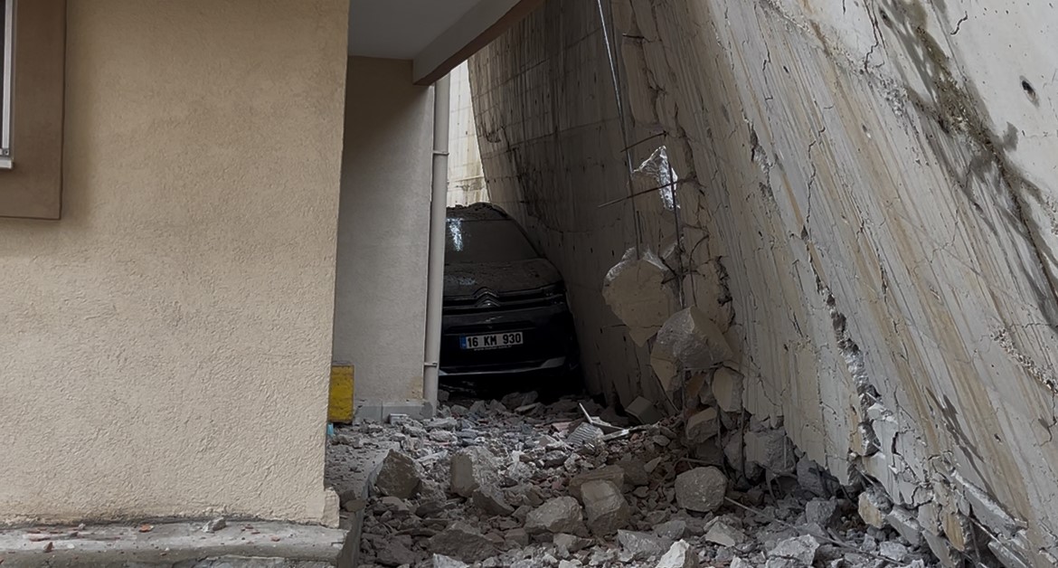 istinat duvari coktu site sakinleri deprem oldugunu sandi 5 fZhGqE4y