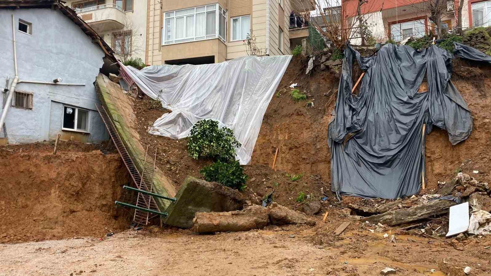 istinat duvari cokunce ortalik savas alanina dondu 1 p4qpD8cz