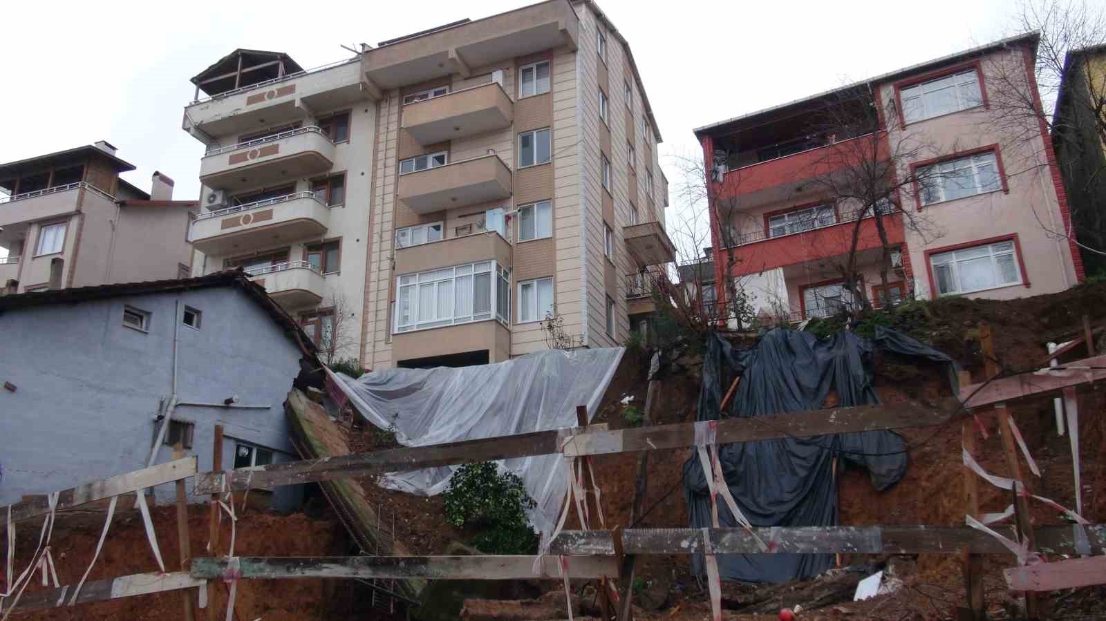 istinat duvari cokunce ortalik savas alanina dondu 9 cT97VKFW