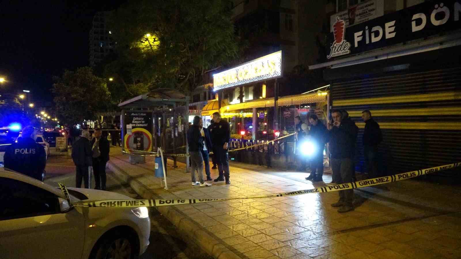 isyeri sahibi isyerinde motosikletli supheliler tarafindan infaz edildi 6 fgPlBHlH