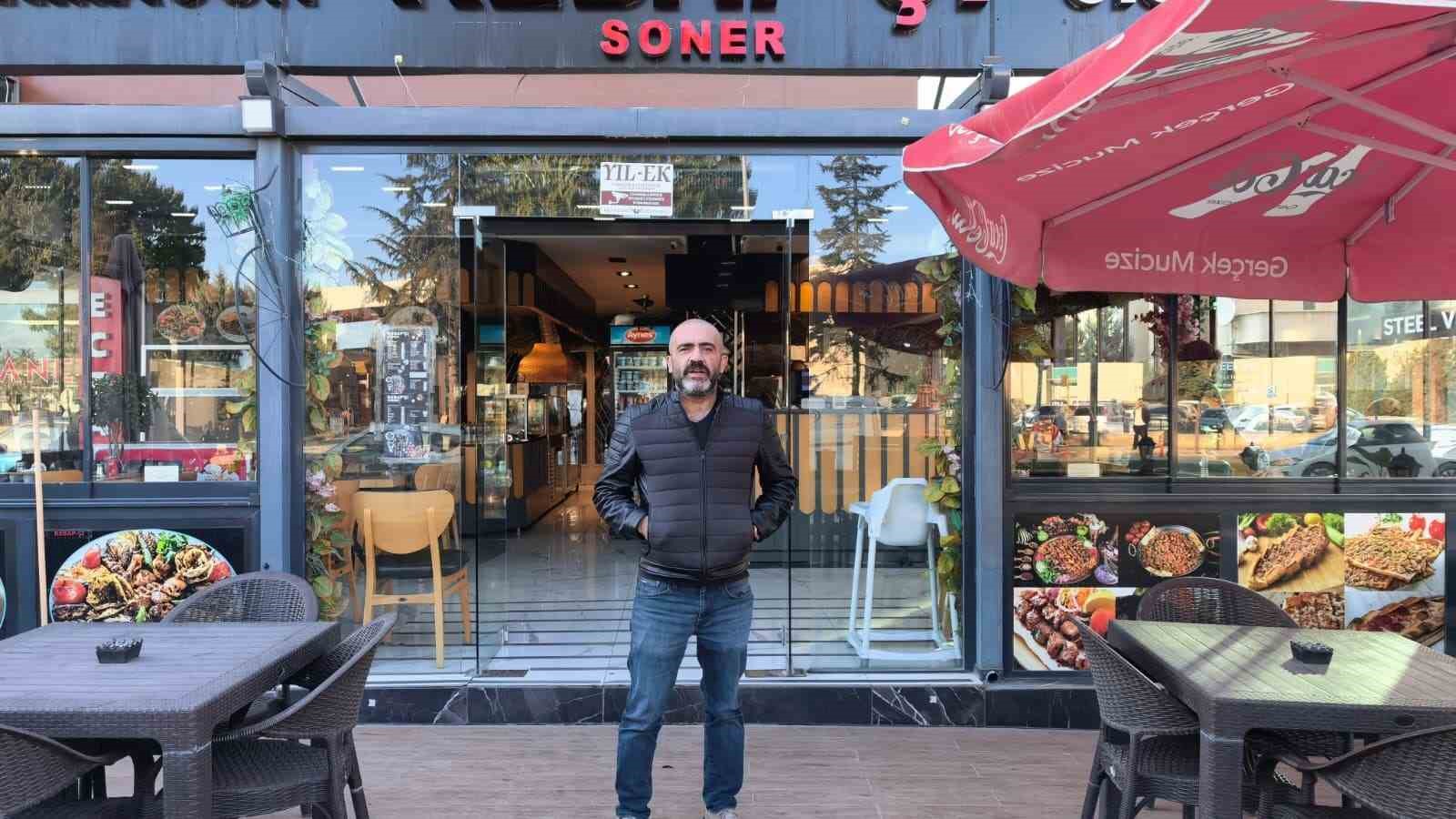 isyerine defalarca giren hirsizi sopayla kovaladi o anlar kamerada 2 e6FaRpbt