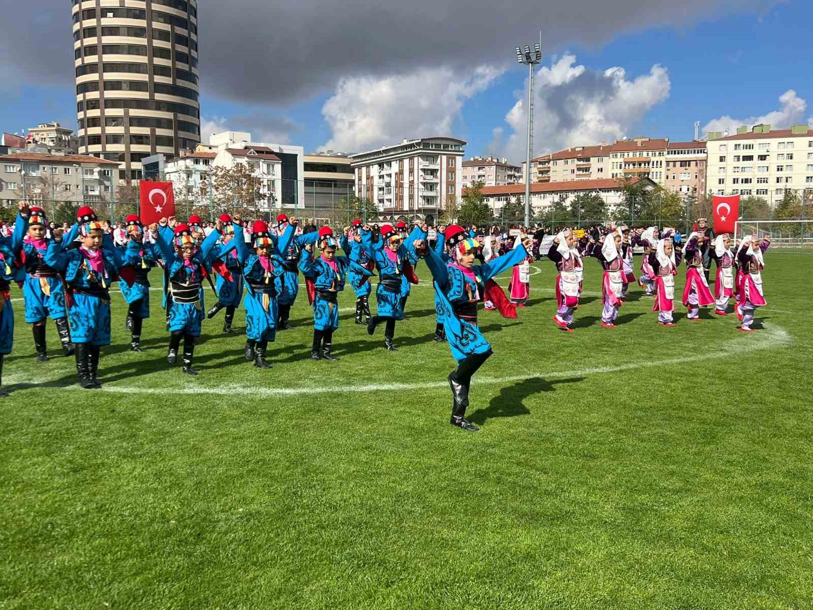 itaat kopegi nefes nefesleri kesti 2 N5IvkkgW