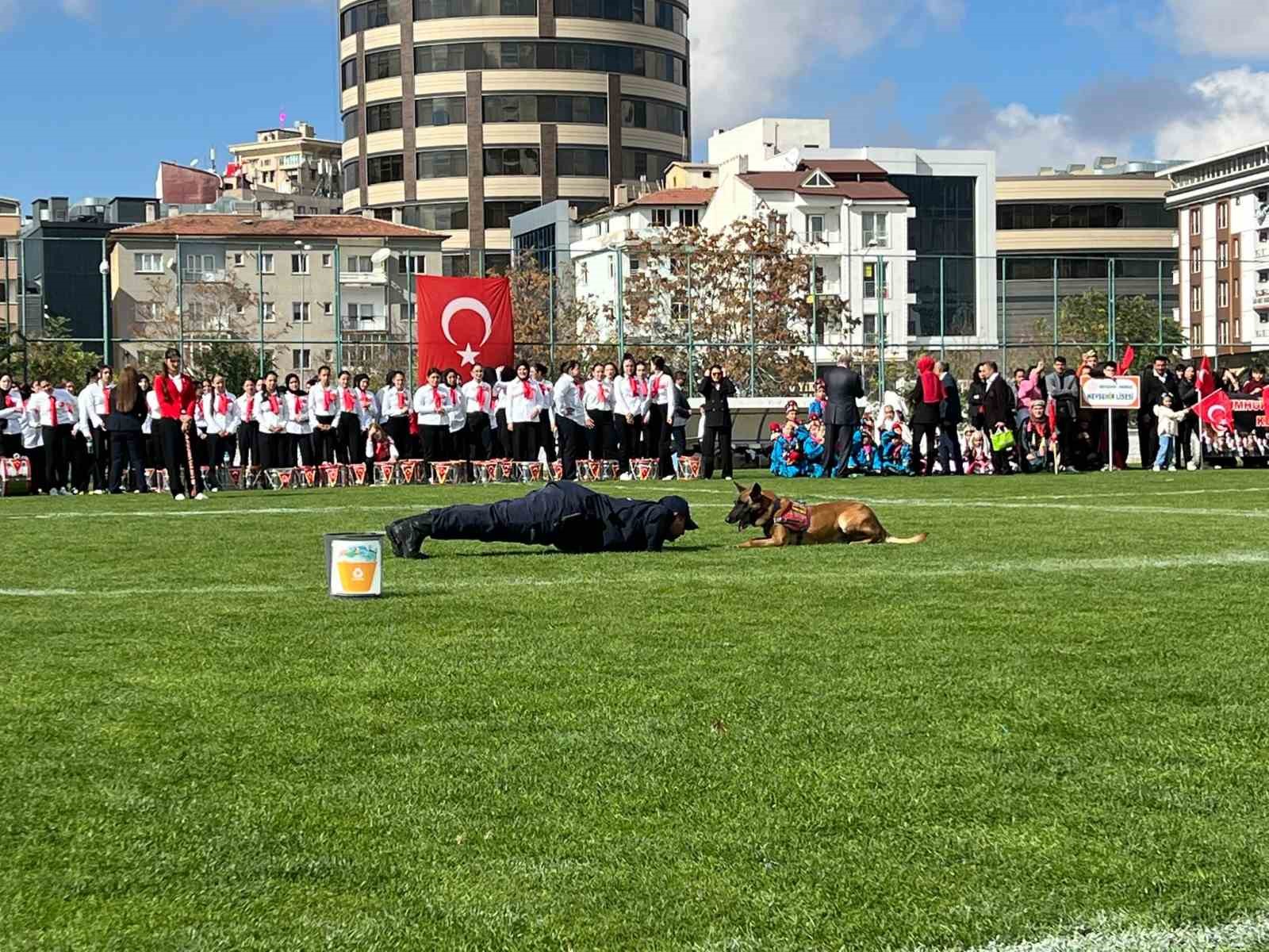 itaat kopegi nefes nefesleri kesti 4 QRjwFkVO