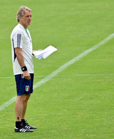 italya-milli-takiminda-ikinci-roberto-mancini-donemi-TLOMLfhk.jpg