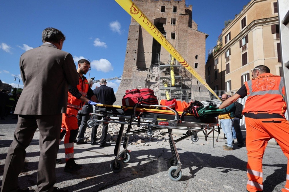 italyada coken orta caga ait kule enkazinda kalan isci hayatini kaybetti 3 mJnNjeXL