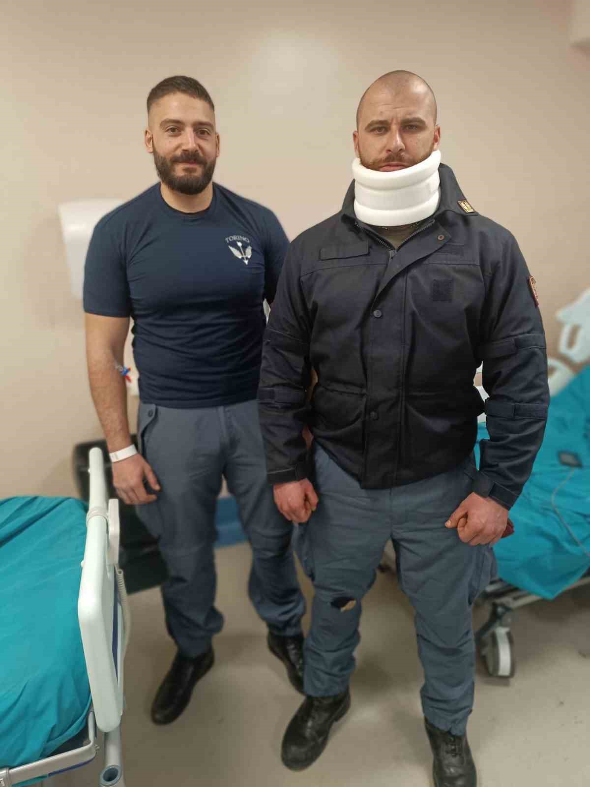 İtalya’da kültür merkezi kapatıldı sokaklar karıştı: 11 polis yaralı, 10 gözaltı 5 italyada kultur merkezi kapatildi sokaklar karisti 11 polis yarali 10 gozalti 1