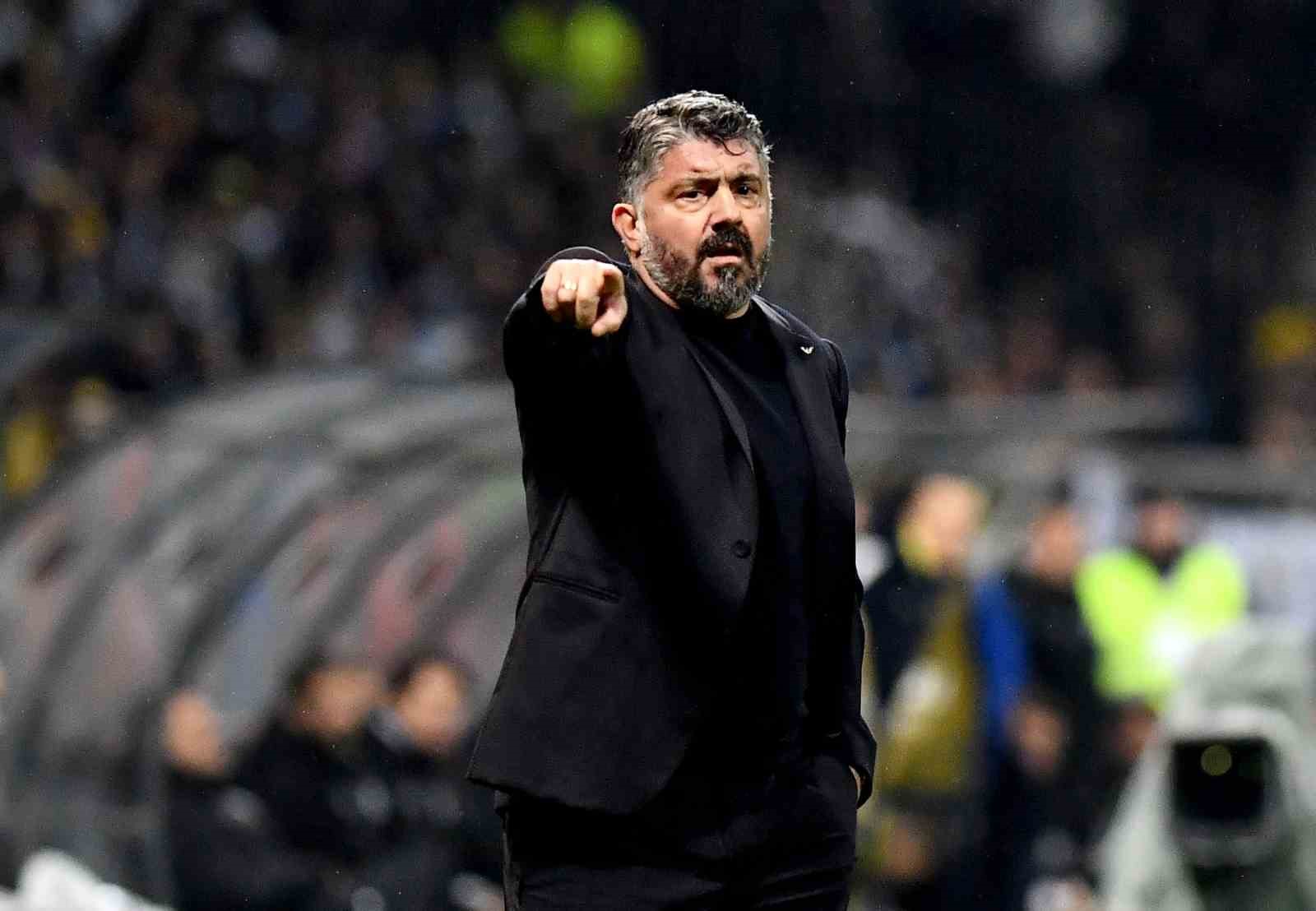 italyada teknik direktor gattuso ile yollar ayrildi 0 5rCAGMOg
