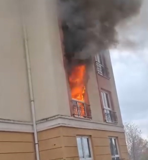 itfaiye eri oksijen maskesini vatandasa verip hayatini kurtardi 2 Y7iNeiSZ