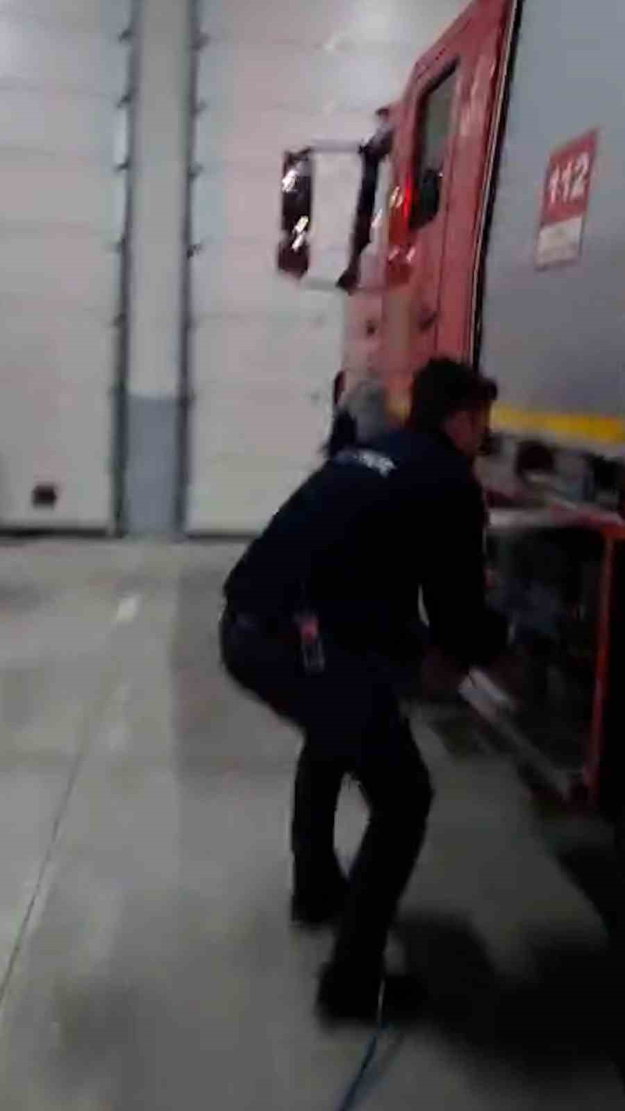 itfaiye soforune yurek hoplatan surpriz anam anam benim ev 2 drOv7fGF