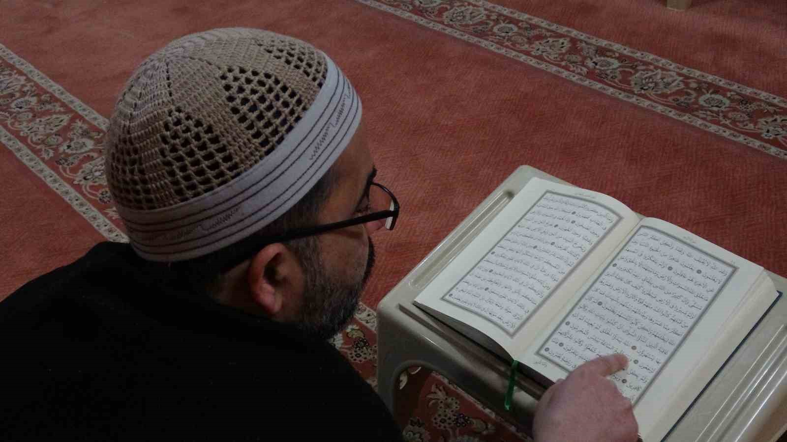 itikafa girenler ramazanin son gunlerini ibadetle geciriyor 3 zFvBavO9