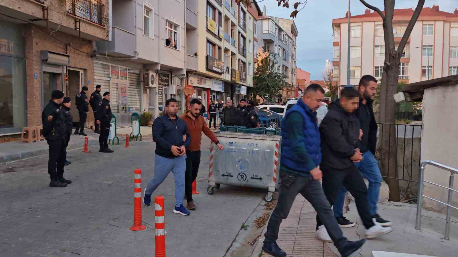 iyi parti ilce baskaninin oglunun olumune iliskin 5 tutuklama 3 4pJkklA8