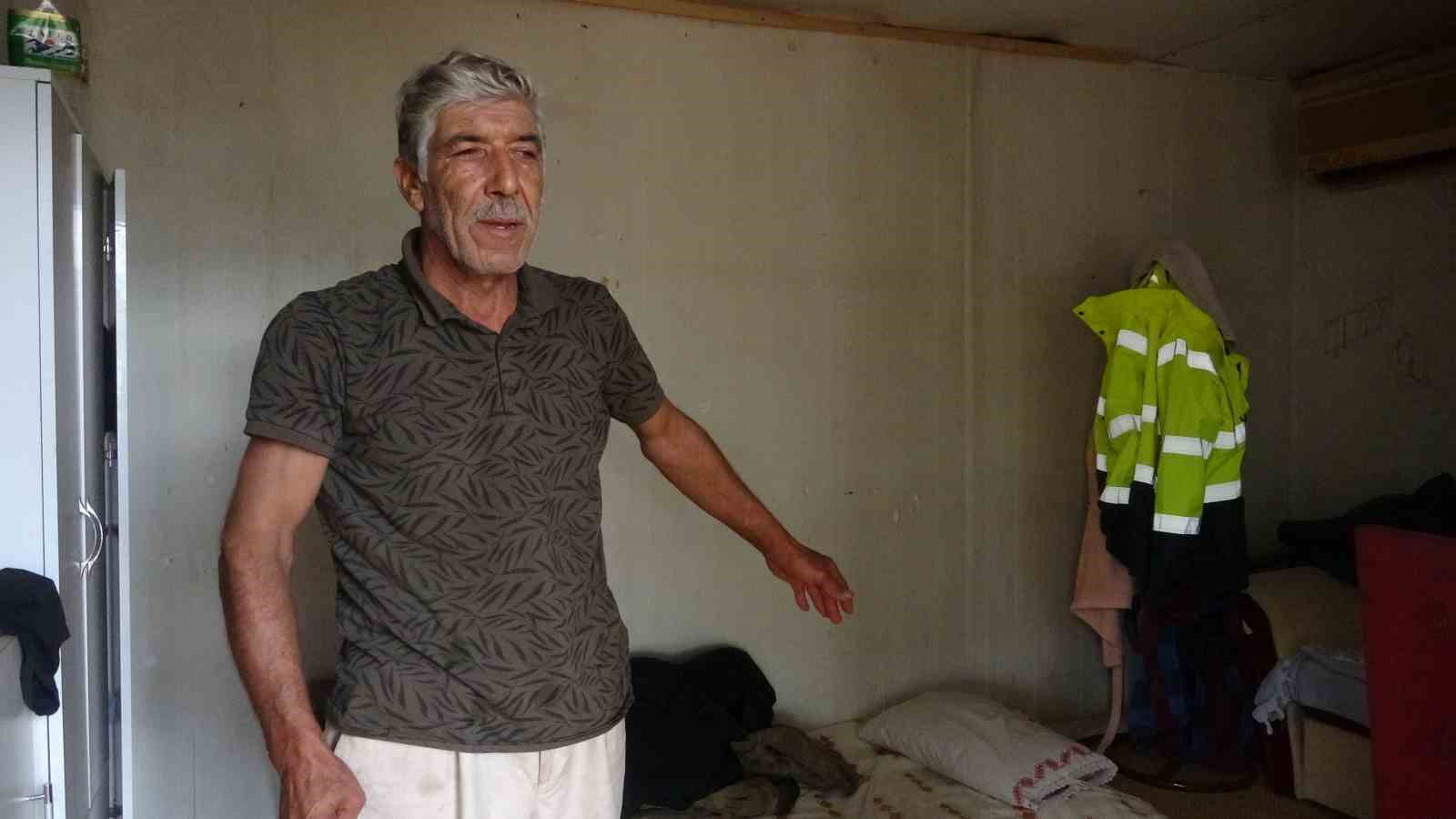 iyiligi hayatini altust etti hem yarim milyon lira borclandi hem de evden kovuldu 1 33vQspkm