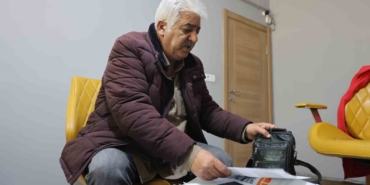 iyilik-yapmak-istedi-hem-7-milyon-lira-dolandirildi-hem-de-cezaevine-girdi-RRfHHlf1.jpg